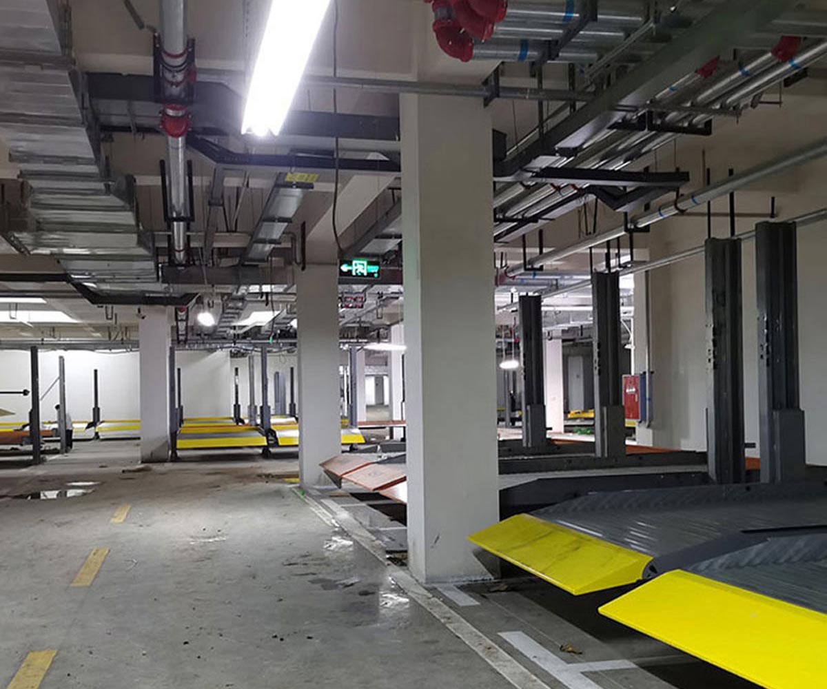 四柱升降式立體車庫過驗(yàn)收.jpg