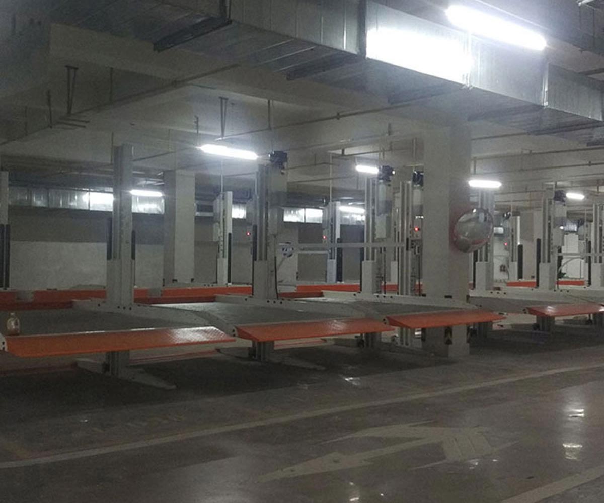 四柱式機(jī)械車庫維保.jpg
